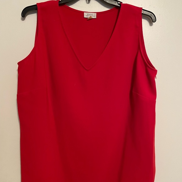 Tahari VNeck Sleeveless Blouse - Picture 2 of 3
